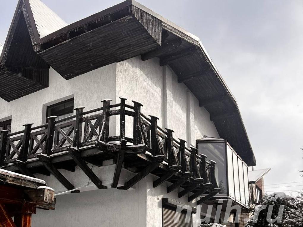 Продаю  дом , 629 кв.м , кирпичный,