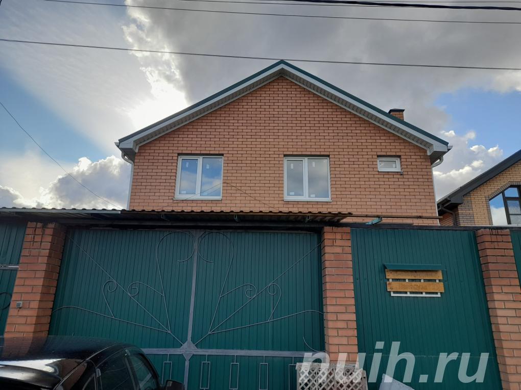 Продаю  дом , 140 кв.м , кирпичный,