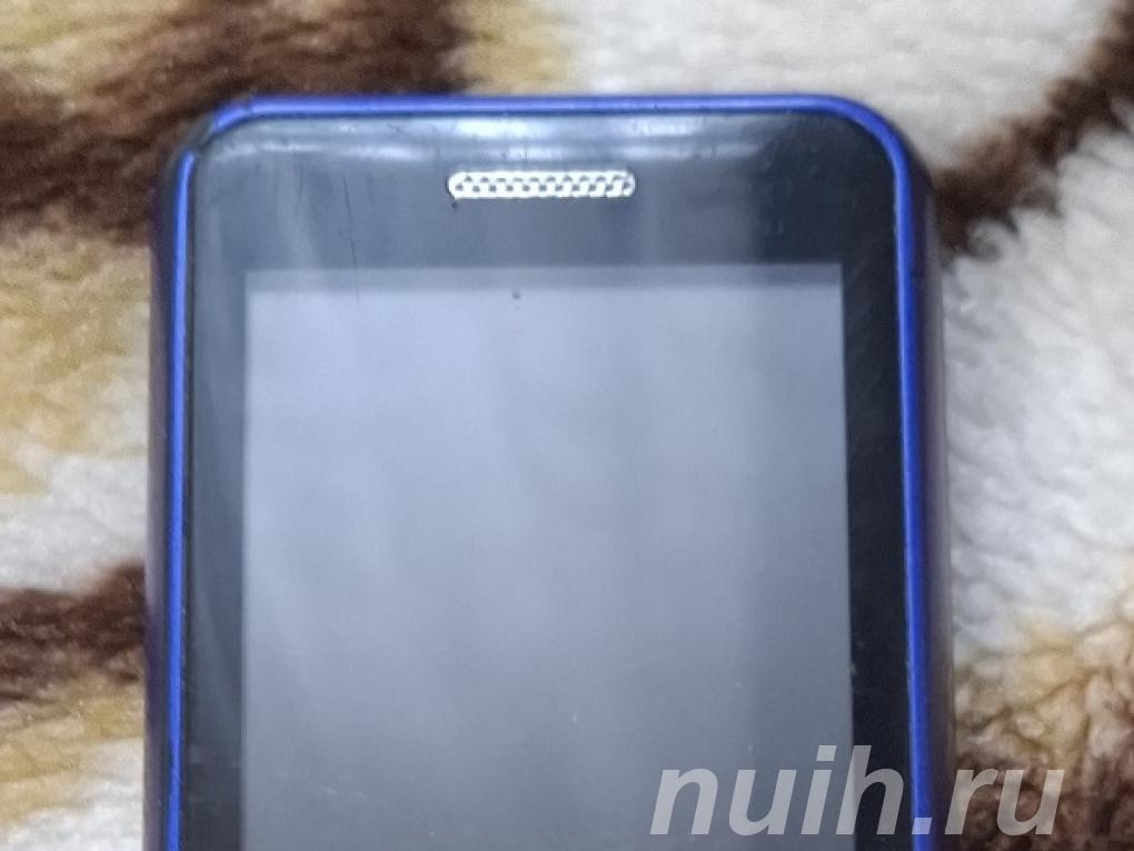 Продам Philips Xenium E182,