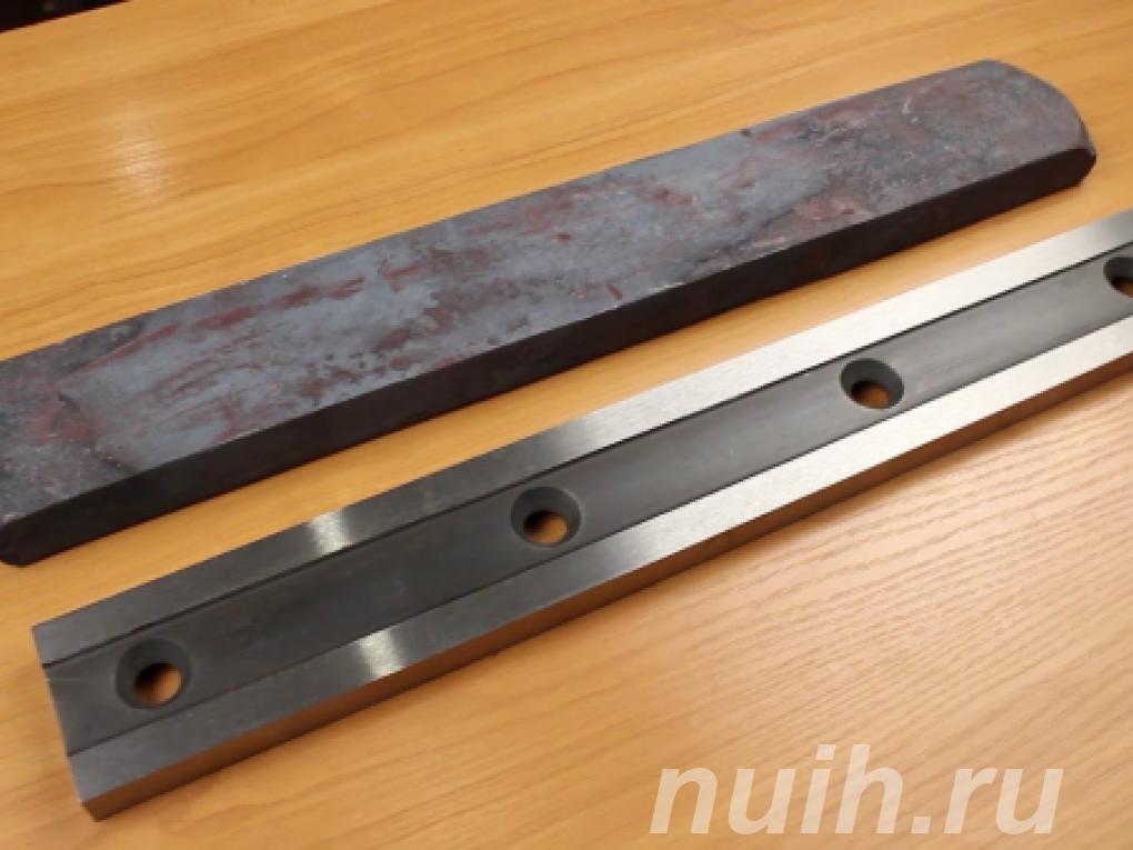 Шлифовка трёх метровых ножей для гильотинных ...,